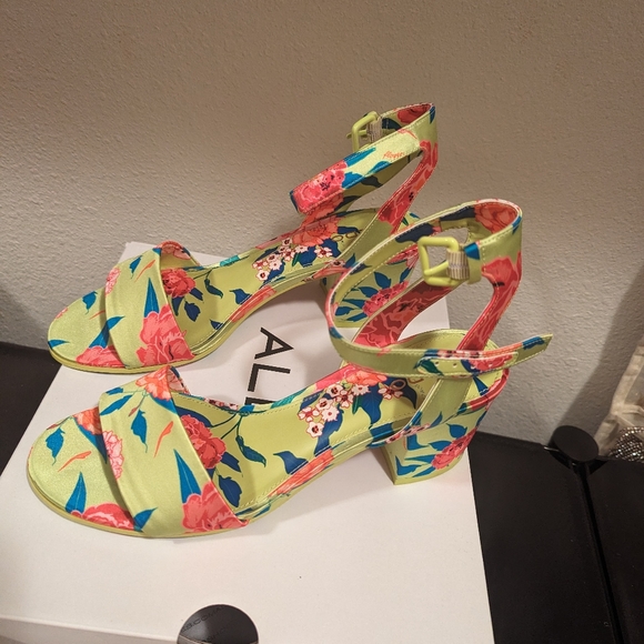 Aldo open toe block heel sandals - Picture 2 of 6